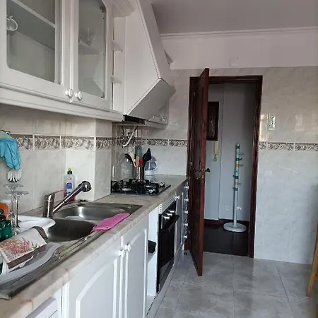 Dany & Sara Estoril Апартаменты